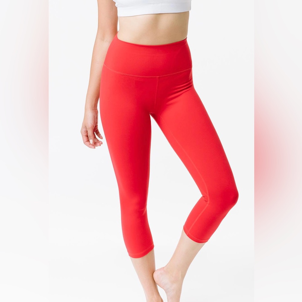 ZYIA Red Ascend Hi-rise Capri 20" SZ~>6-8